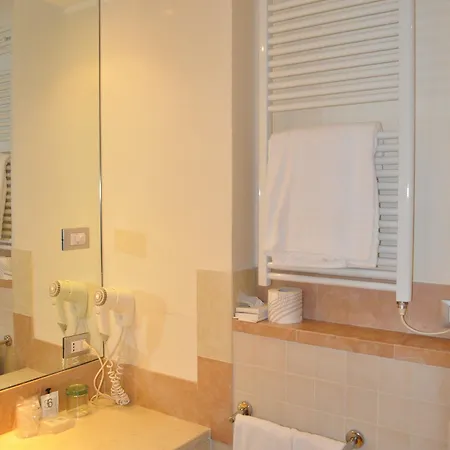 Igea Hotel 3*